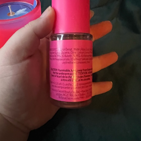 New VS Pink Fresh & Clean Mini Self Care Bundle - Picture 6 of 6